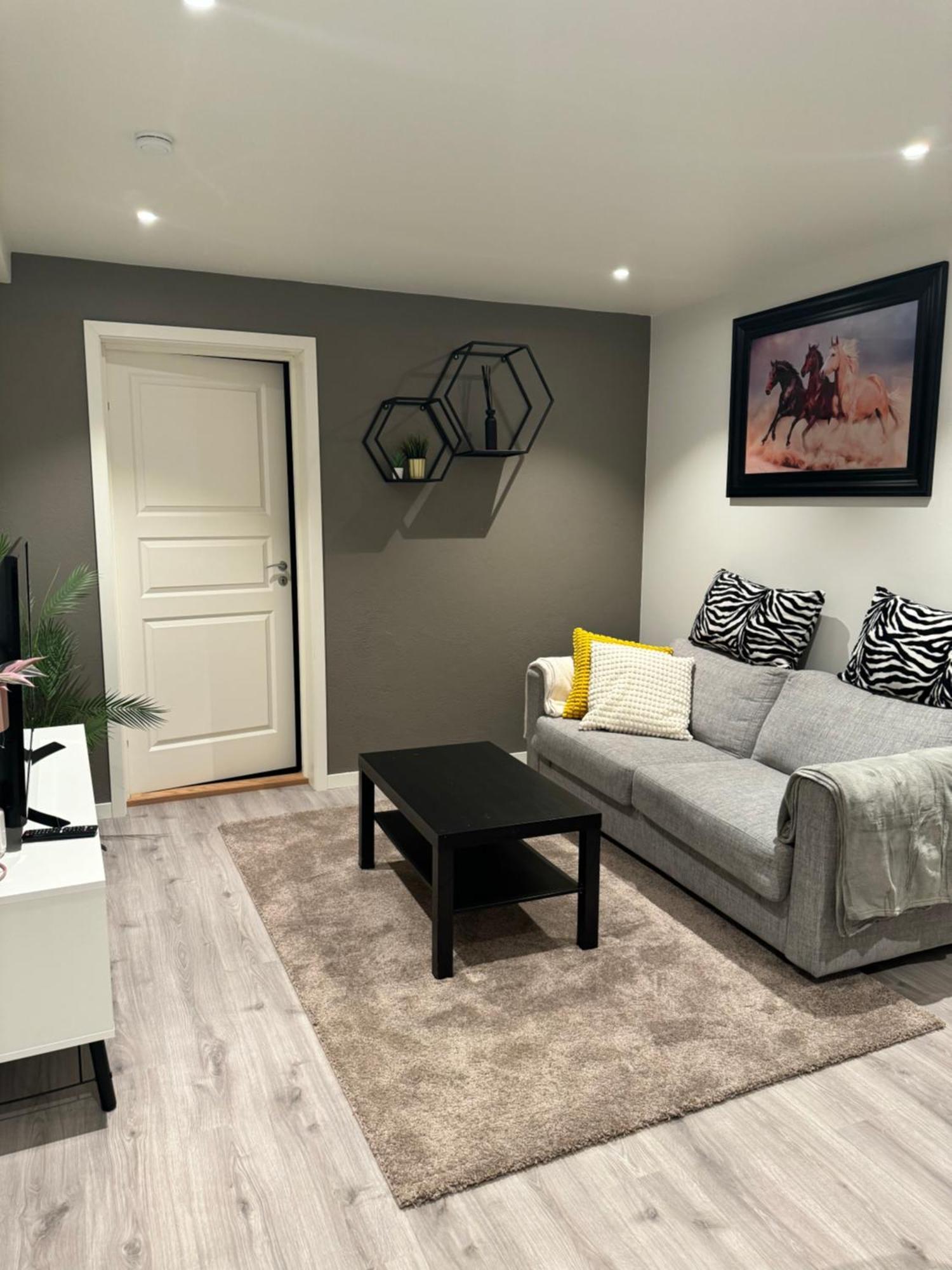 Home For Your Trip 10 Minutes From Oslo Airport With Free Parking Klofta Екстериор снимка