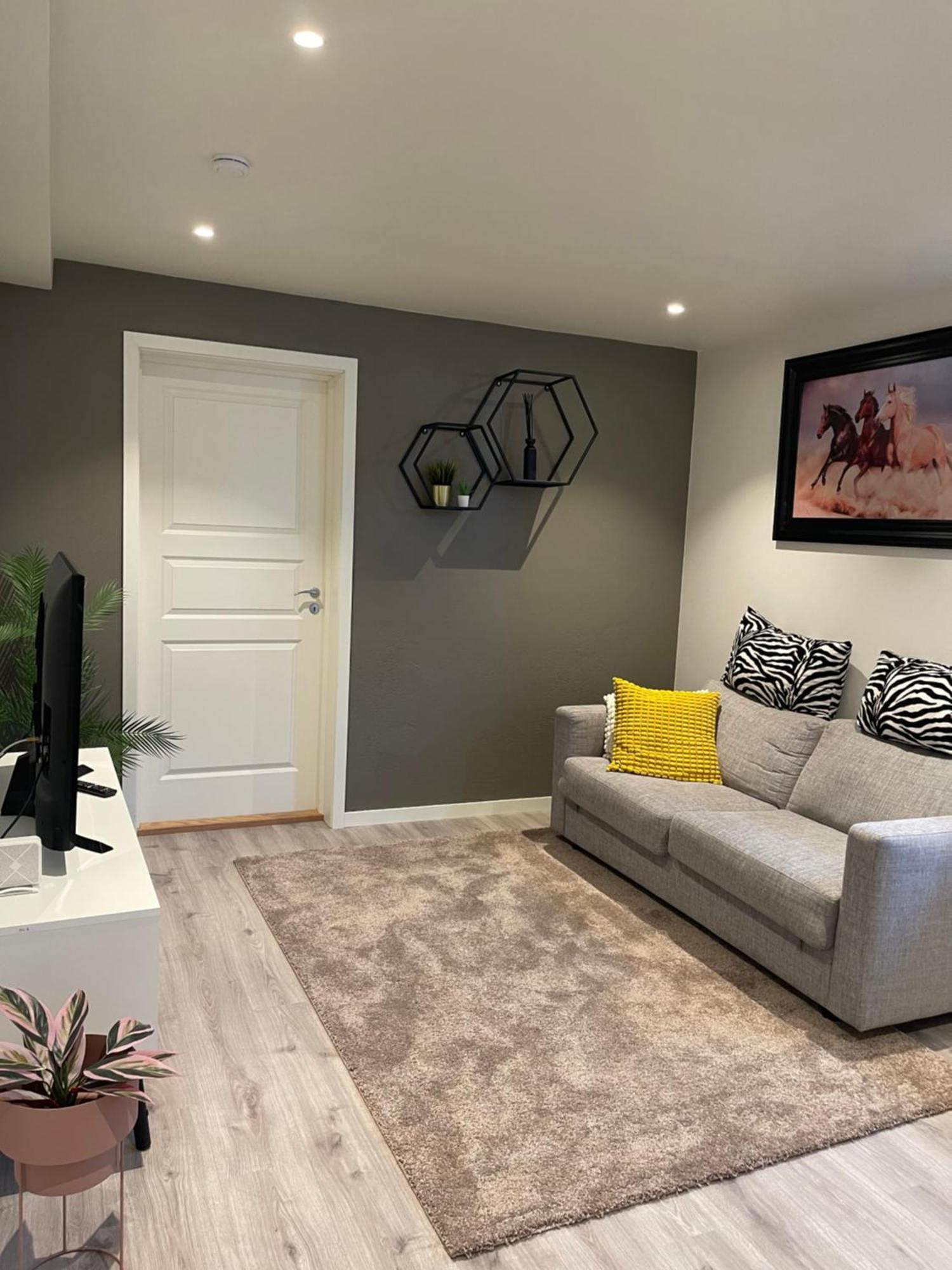 Home For Your Trip 10 Minutes From Oslo Airport With Free Parking Klofta Екстериор снимка